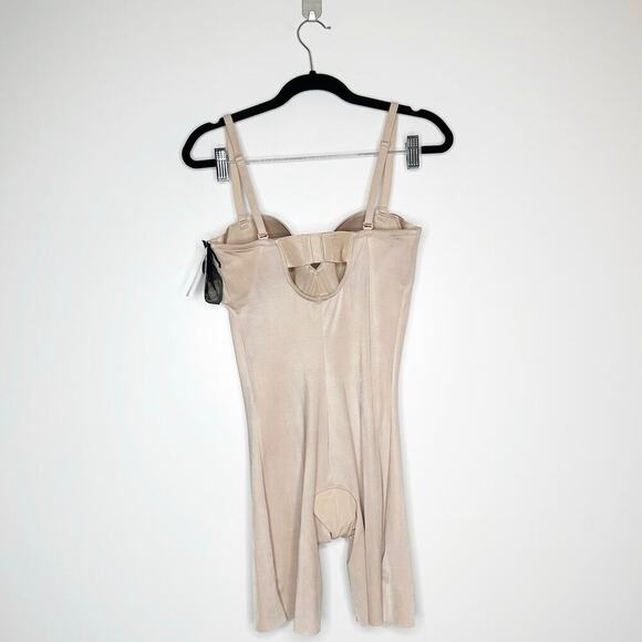 NWT Spanx Suit Your Fancy Strapless Cup Bodysuit Women's Beige Size Large - Picture 3 of 7